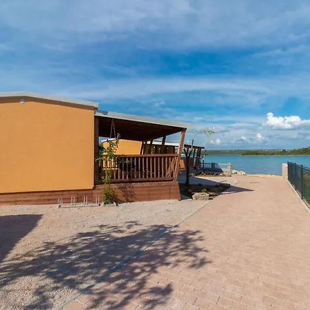 Mobile Sea Bream Tatil Evi