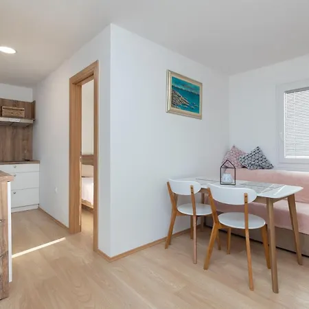 Mobile Sea Bream * Pašman